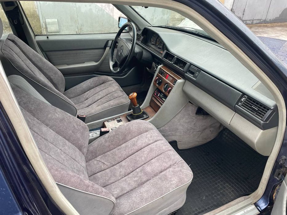 Mercedes 124E класс.Мерседес 124 универсал!