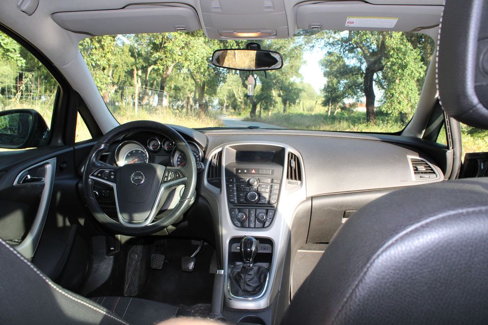 OPEL ASTRA J Sports Tourer 1.3 CDTI ECOTEC Impecável !!