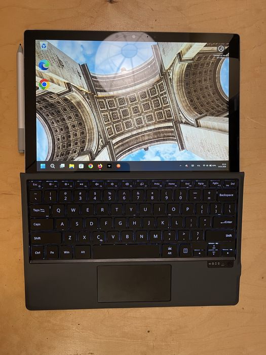 Surface pro 5 (2017) 16gb ram 256gb pamięci