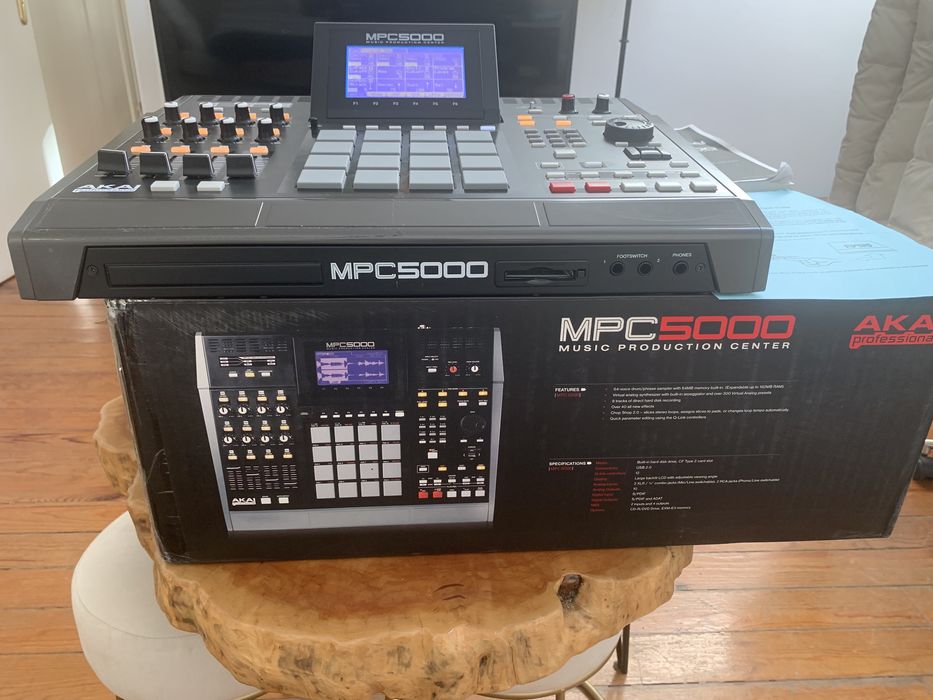Akai mpc 5000 na caixa original condicoes como novo+hd+ exmE3 +cd +os264309583579651120