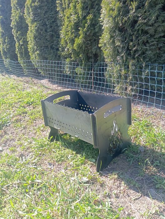 Розбірний мангал, товщина металу 4 мм.