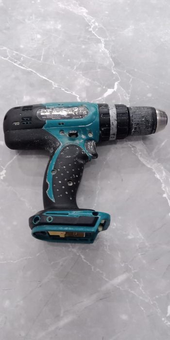 Wkrętarka udarowa akumulatorowa Makita 18V