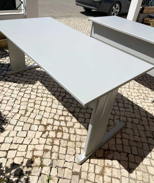 Conjunto de 3 Secretárias de Escritório – Só 130€!