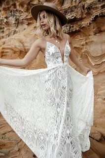 Suknia ślubna w stylu boho chic