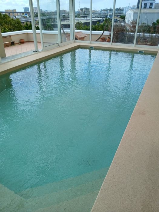 fazemos todo tipo de remodelação e construção de casas e piscinas