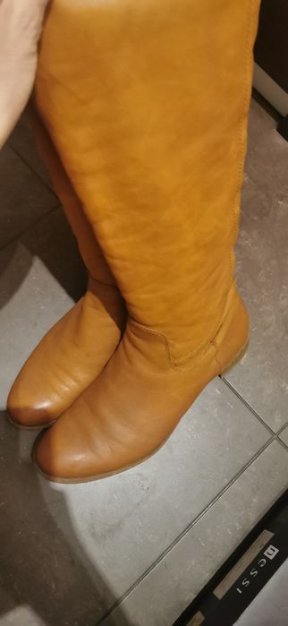 Muszkieterki camel r. 40 firmy Nessi + fleki