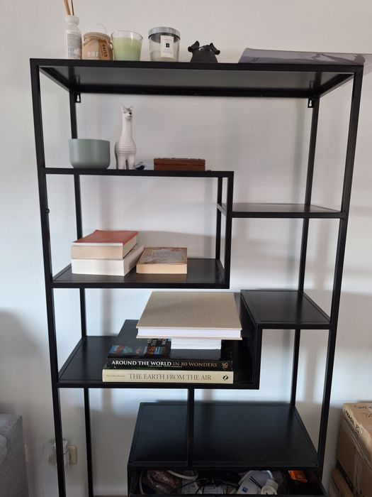 Estante preta aço Kave Home