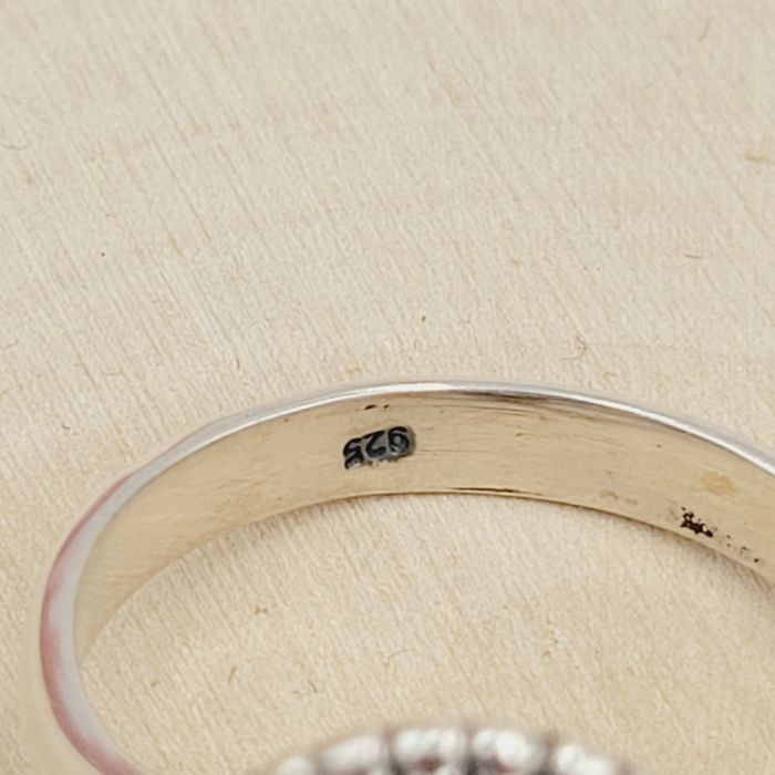 Srebrny pierścionek pr 925 Topaz mistyczny nowe