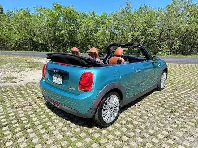 2017 MINI Cooper