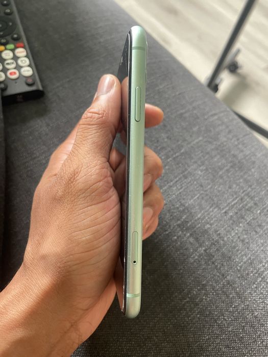 Iphone 11 64 GBB