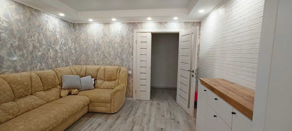 Продам з ремонтом 3к.кв. з газом!