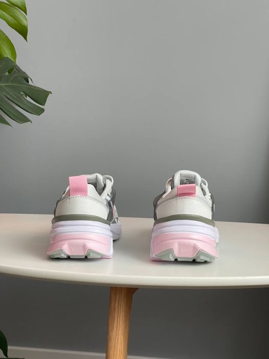 Кросівки Жіночі Nike V2K Runtekk White Grey Pink 36-41 Топ якість