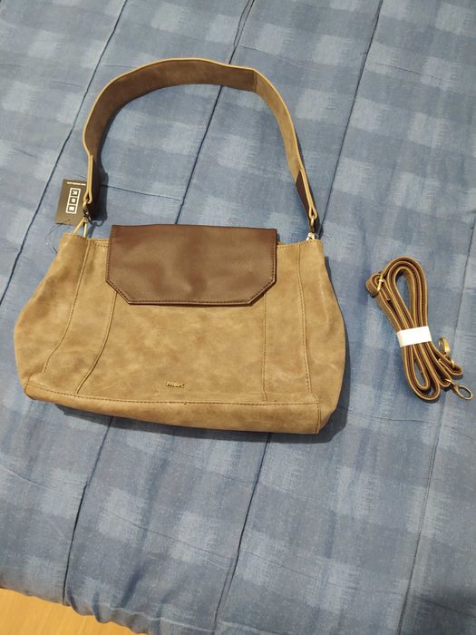 Mala castanha da Misako