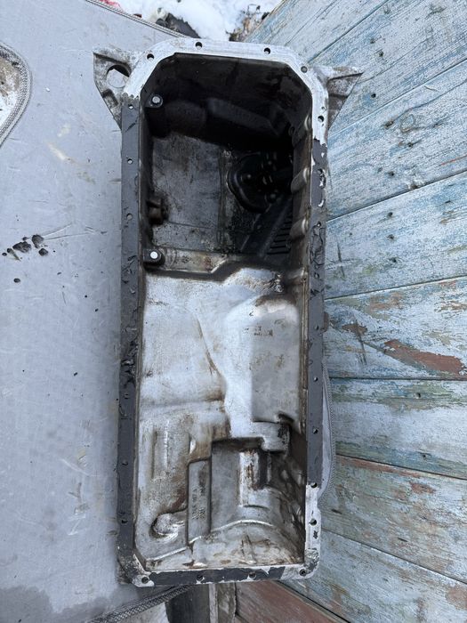 Масляный поддон BMW M52 2.5 2.8 2.0