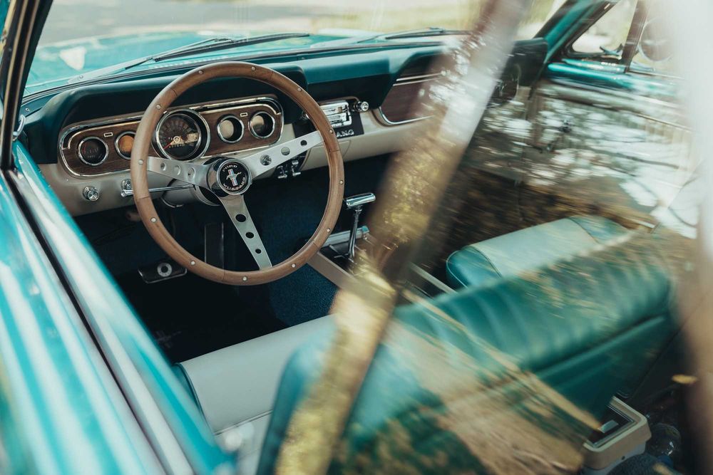 Zabytkowy samochód do Ślubu! Auto do ślubu Mustang 1966 - Klasyk!