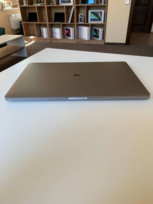MacBook Pro 16" Space Gray 2019 (MVVK2) i9 16gb 1TB
