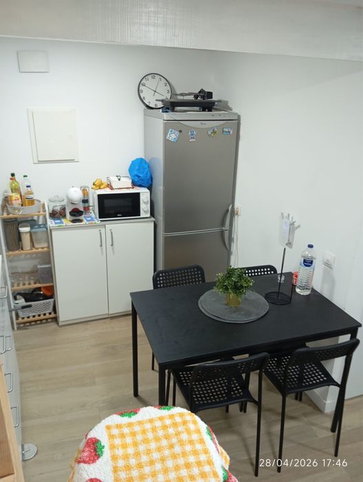 Quarto para alugar - com despesas incluidas