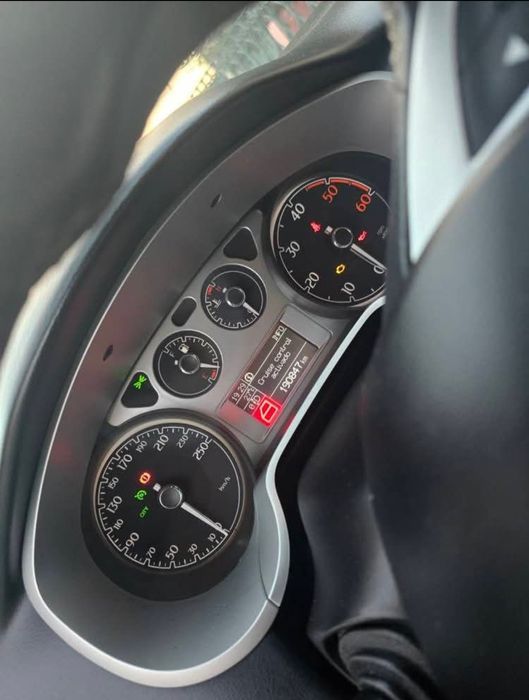 Lancia delta 1.6 jtd