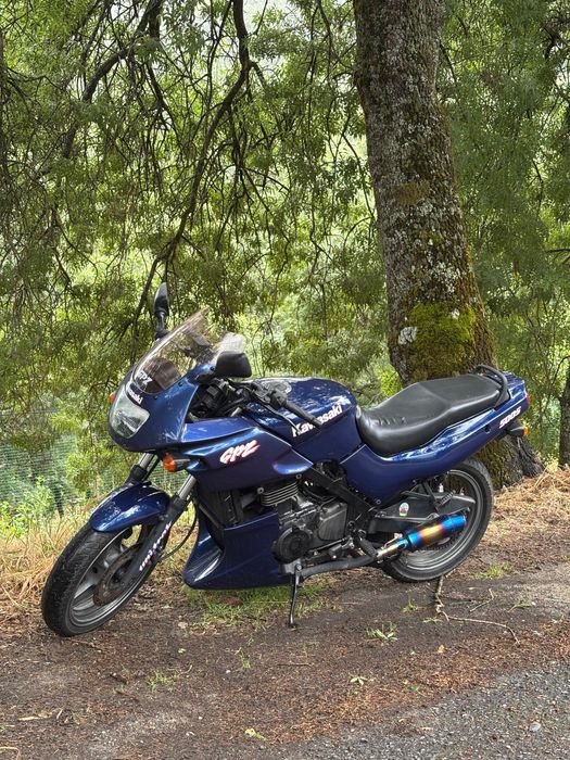 Kawasaki GPZ 500 S
