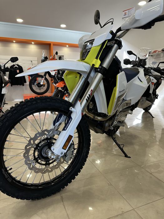 Husqvarna 701 Enduro de 2026 ultima unidade em stock