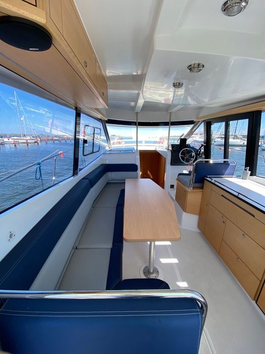 Delphia 989 Platinum Flybridge