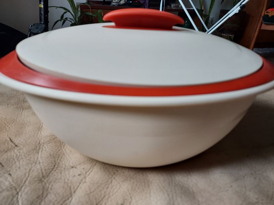 Terrina Tupperware genuíno