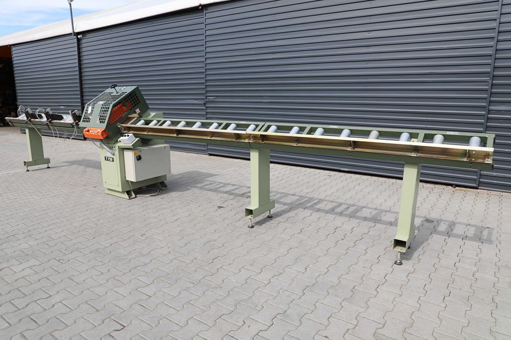 Piła poprzeczna OMGA T720 ze stołami (1040)