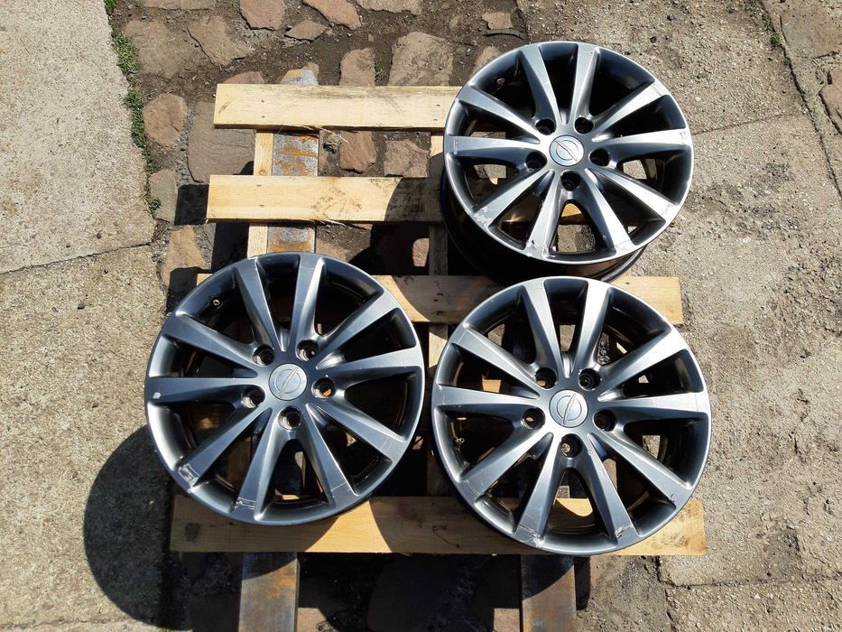 Felga Chrysler Town & Country Voyager RT 11-19r 17''