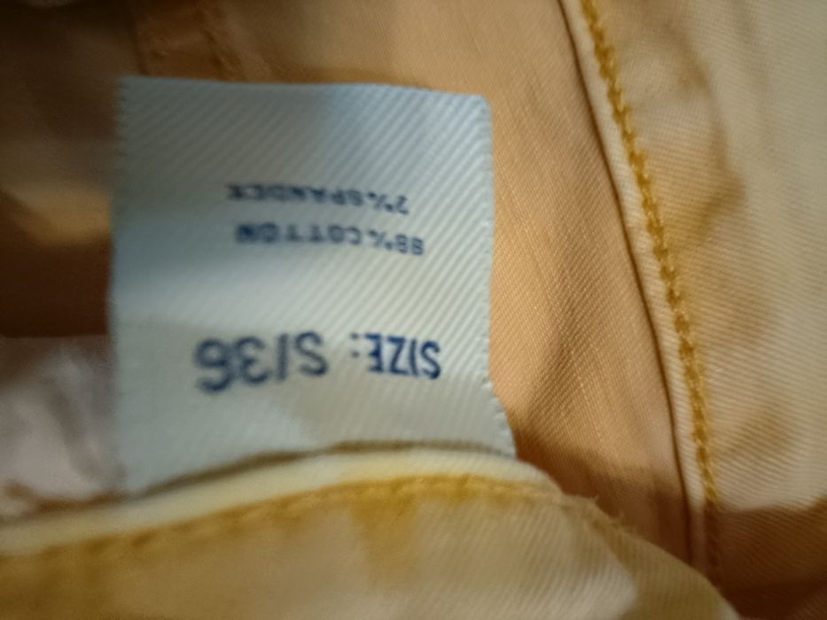 Vendo calças, tamanhos pequenos