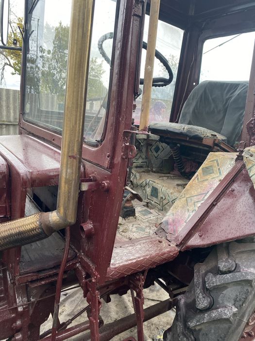 Продам тракторТ25