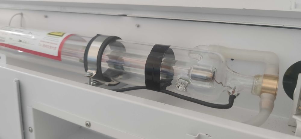 Maquina de corte e gravação laser 50w 40x40