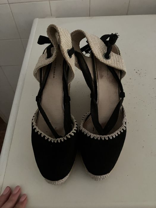 Sandalias fechadas Zara plataforma e sapato alto Zara 38