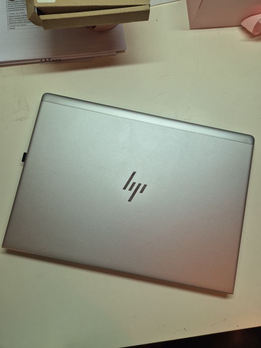 HP EliteBook 840 G5 | i5 8.ª Gen | 16 GB RAM | SSD 256 GB | Windows 11 Pro