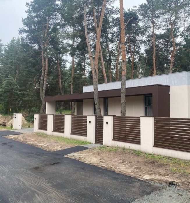 Продаётся дом в Обуховке в сосновом лесу закрытая территория река