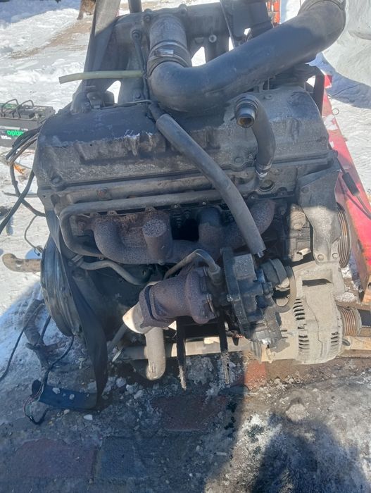 Двигун Мерседес 2.3 турбо