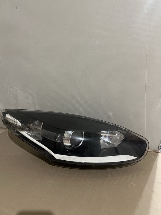 Фара Renault Megane 3 рестайл GT-line