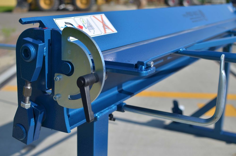 Zaginarka do blachy Giętarka 2140/ 0.8 krawędziarka od producenta