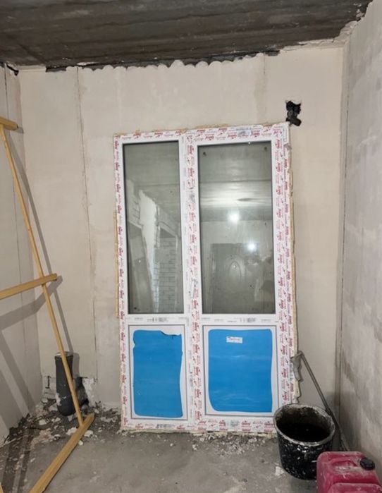 Двери на балкон металопластик