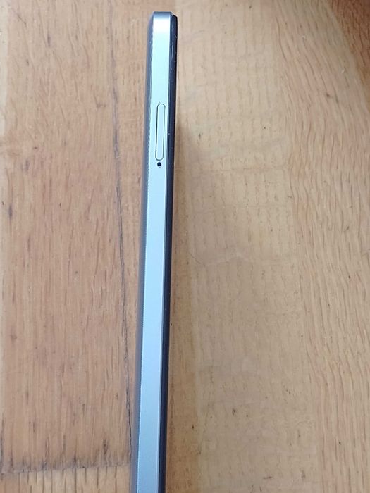 Мобільний телефон Xiaomi Redmi Note 11E майже новий на запчастини