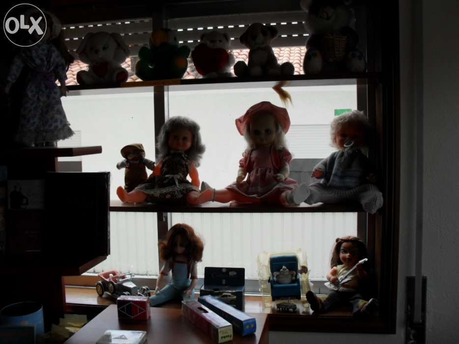 Bonecas de brincar - artigo exposição