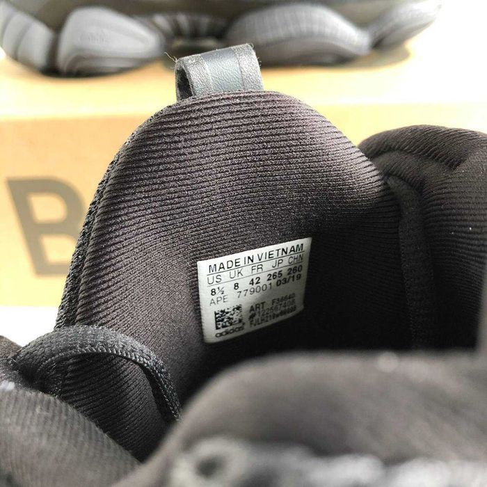 Мужские кроссовки Adidas YEEZY 500 Black. Размеры 40-45