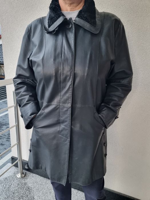 Czarna sķóra z miśkiem