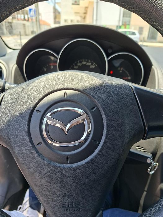 Mazda 3 — fotografia 5