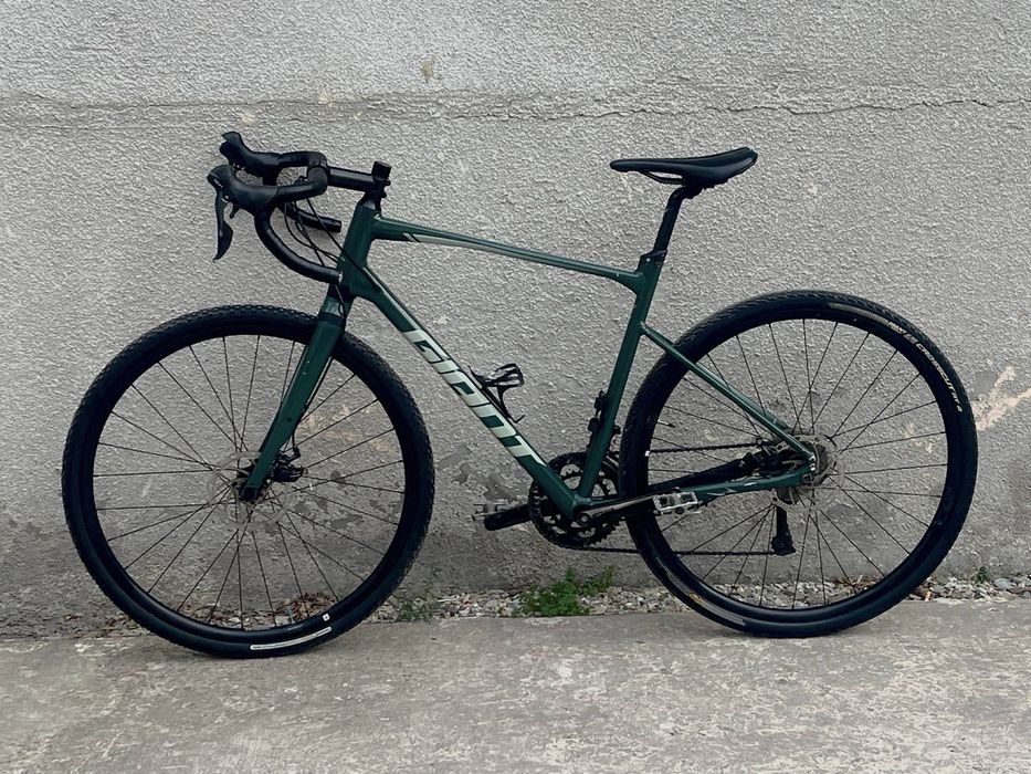 Giant Revolt 2 2021 L | Shimano Sora | Gravel | Карбонова вилка | Документи