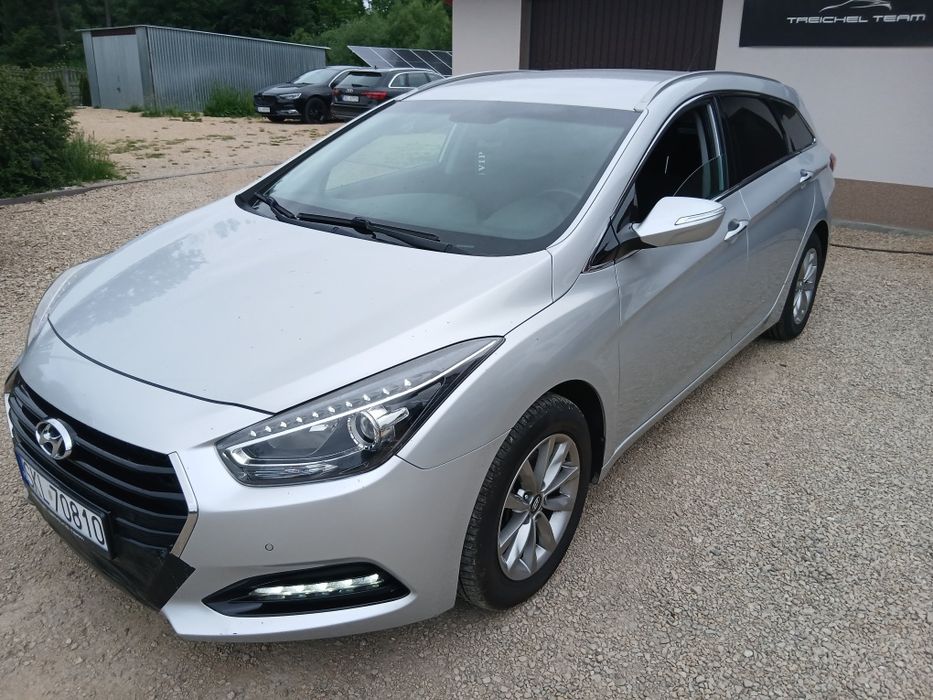 Hyundai i40 1.7 CRDI 141 PS  led Czujniki