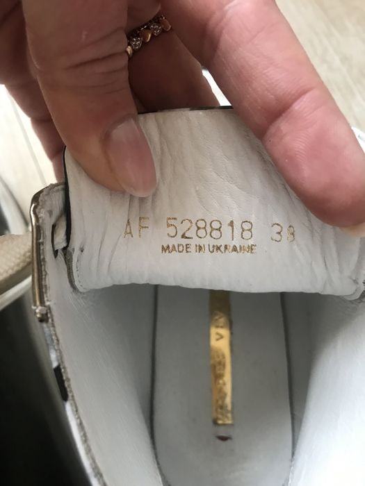 Кожаные кеды на осень