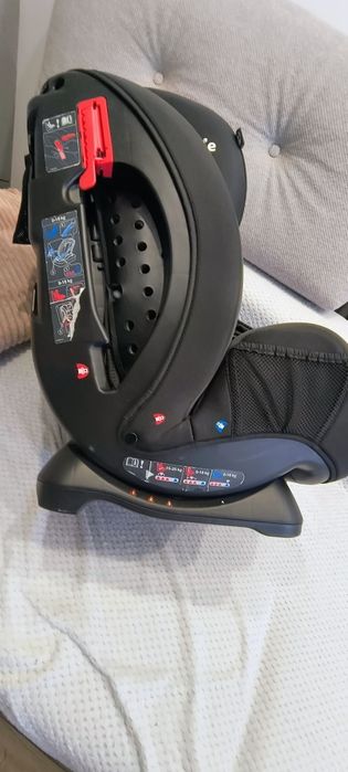 Fotelik samochodowy Jole od 0 do 25 kg