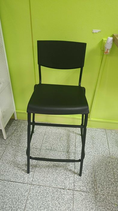 Cadeira alta de balcão/ cozinha