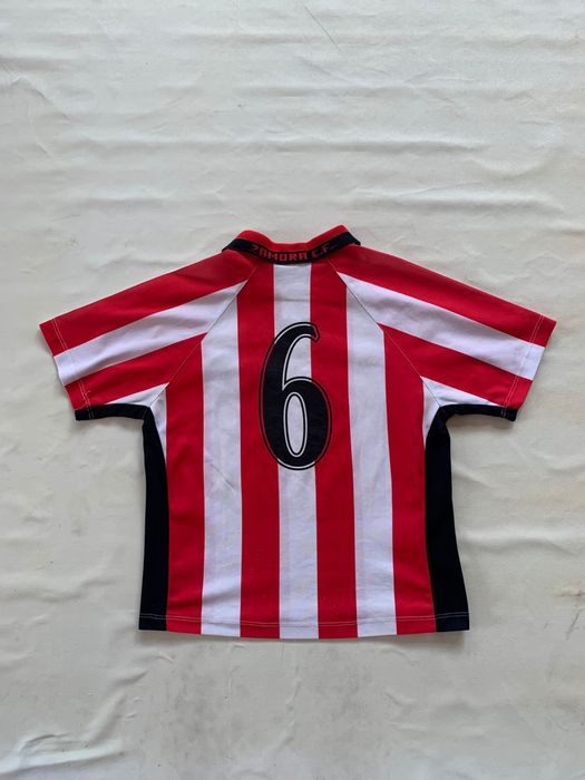 Camisolas de clubes internacionais