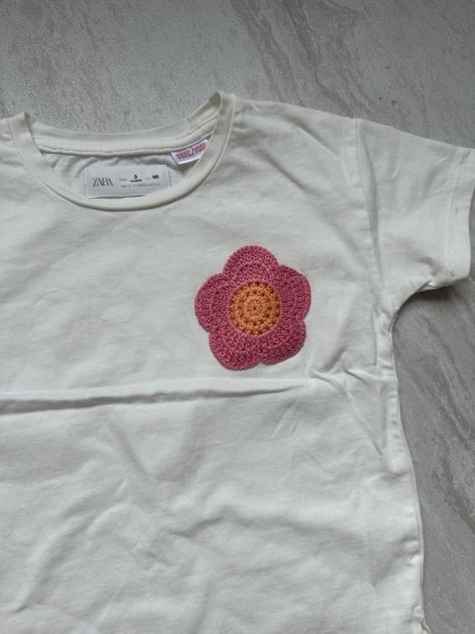 Футболки з вишивками, Zara, розмір 98